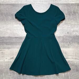 Speechless Juniors Jade Green Fit & Flare Skater Dress Sz S Puff Sleeve Low Back